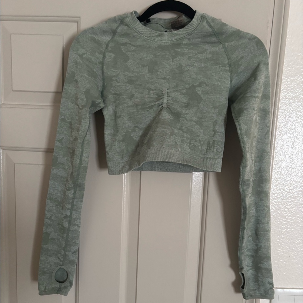 Green camo gymshark long sleeve workout crop top